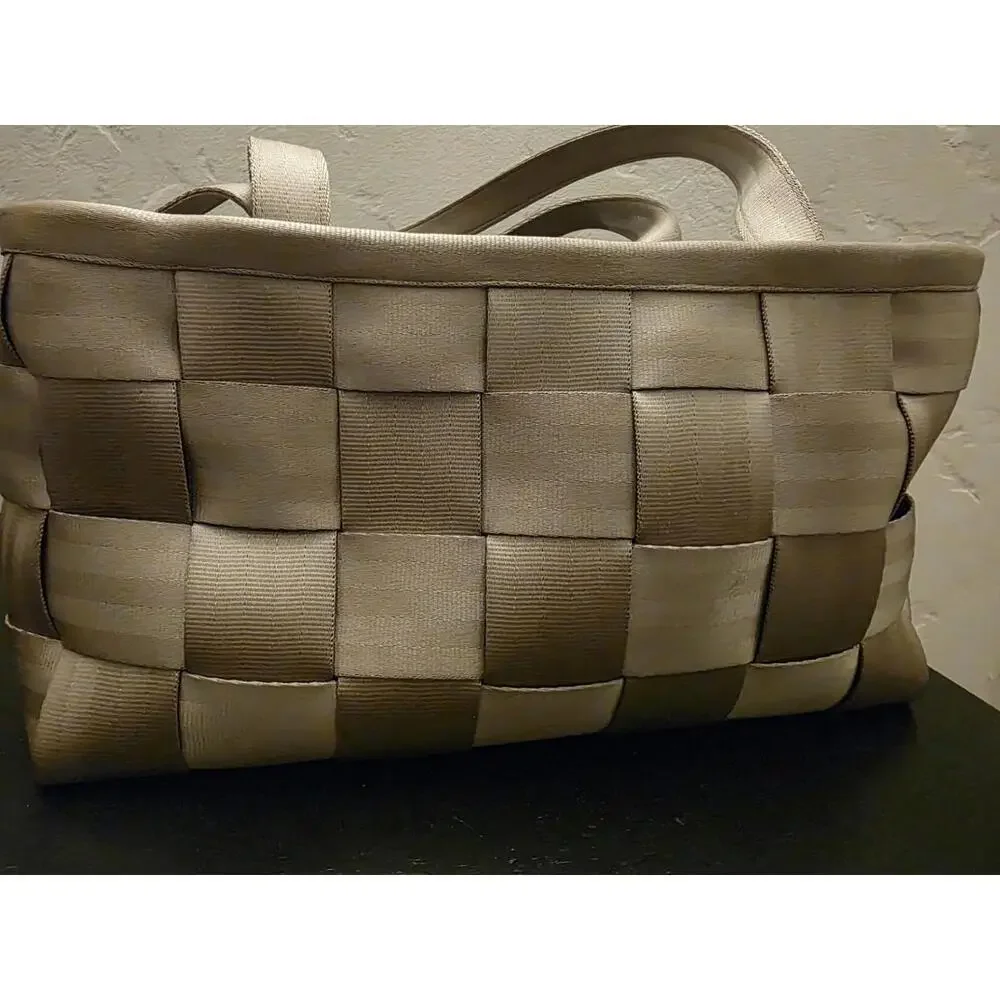 Harvey's Seatbelt Bag Purse Rare Color - Picture 4 of 9